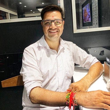 NISHIT MISTRY - Insurance Agent in Vadodara